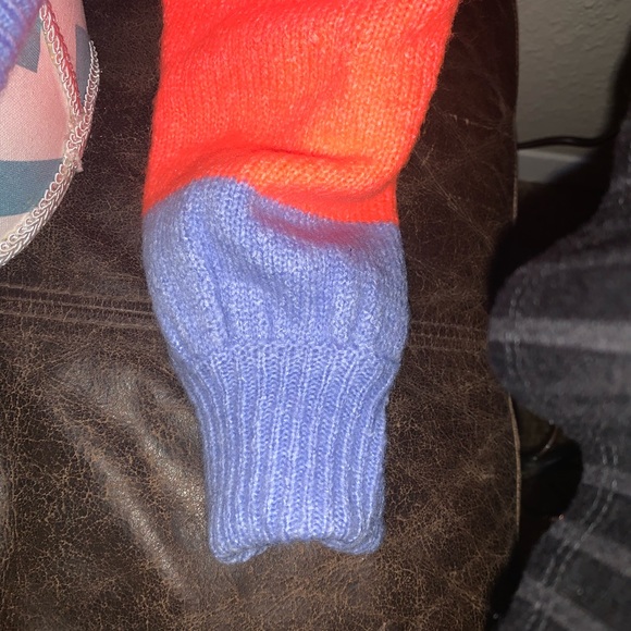 June & Hudson Sweater - Picture 7 of 8